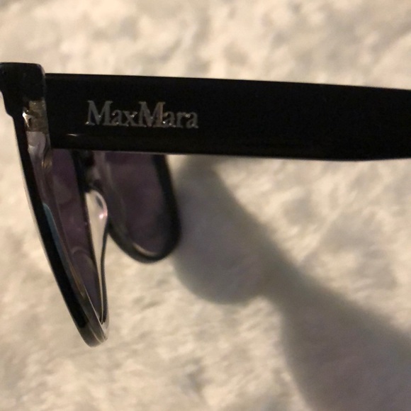 Max Mara Women’s Black Sunglasses. Authentic. - Picture 6 of 6